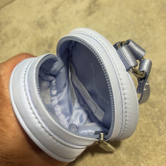 Lululemon Logo Pouch - Picture 9 of 12